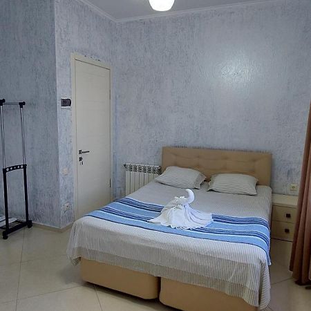 Hotel Ergo Batumi Kültér fotó