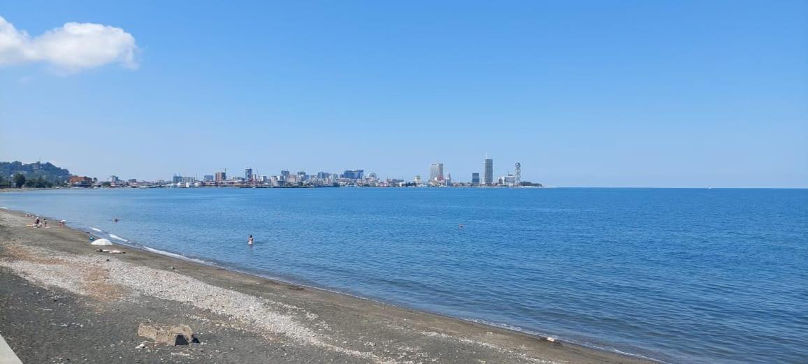 Hotel Ergo Batumi Kültér fotó