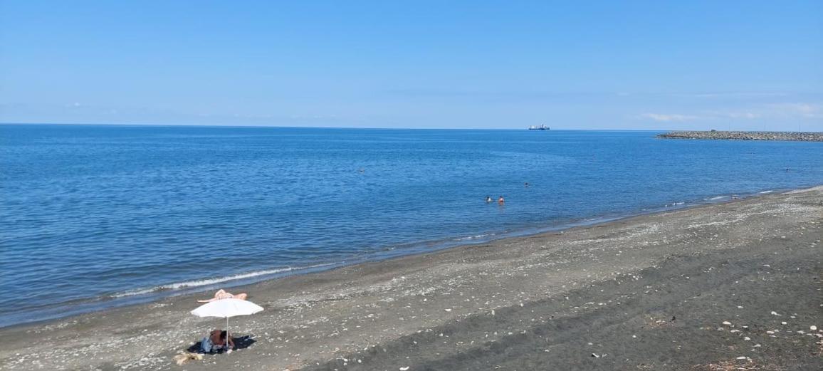 Hotel Ergo Batumi Kültér fotó