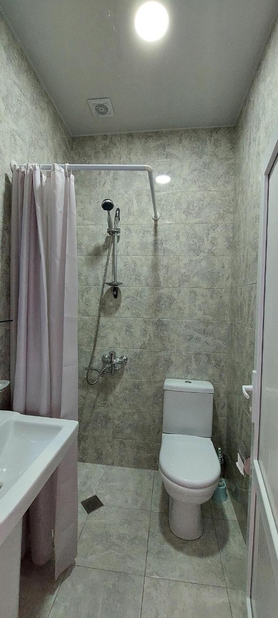Hotel Ergo Batumi Kültér fotó
