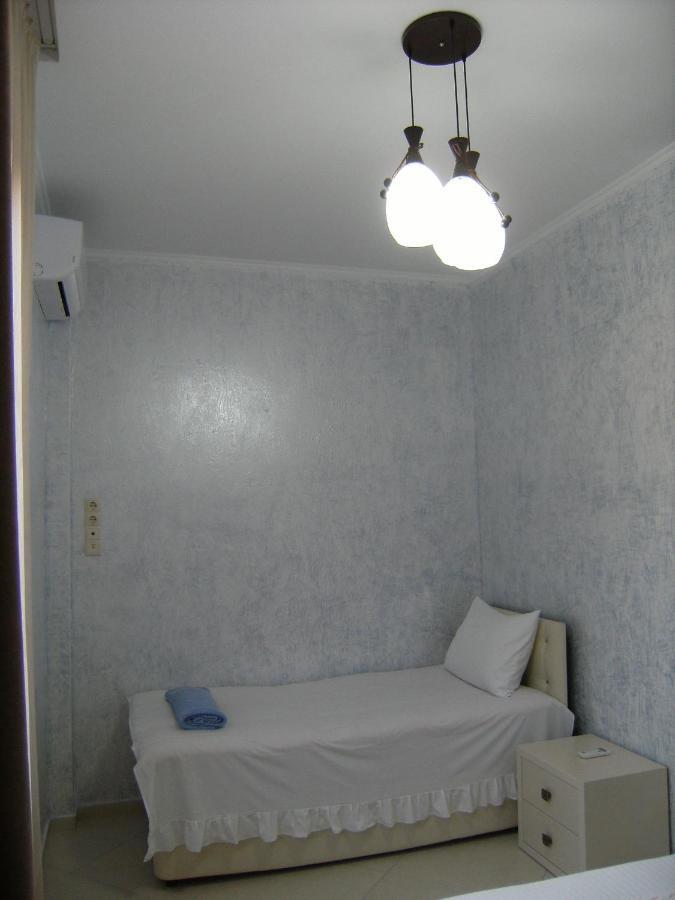 Hotel Ergo Batumi Kültér fotó